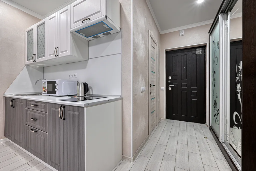 Студия с балконом у Казино и Ред Арены 04