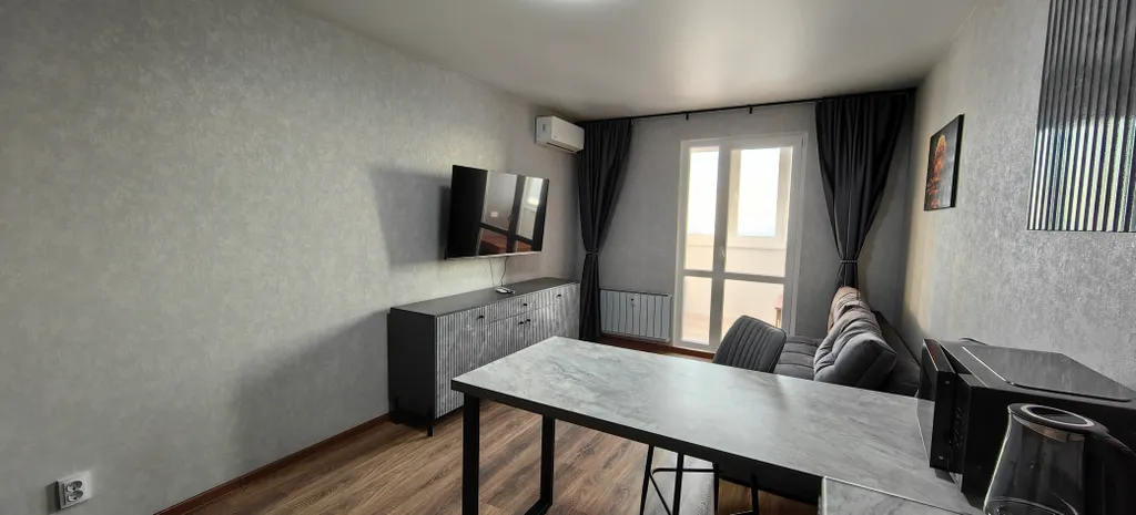 Просторная, светлая студия