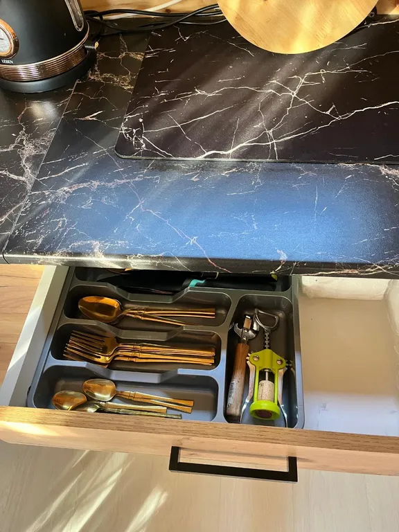 Домик с чаном в лесу