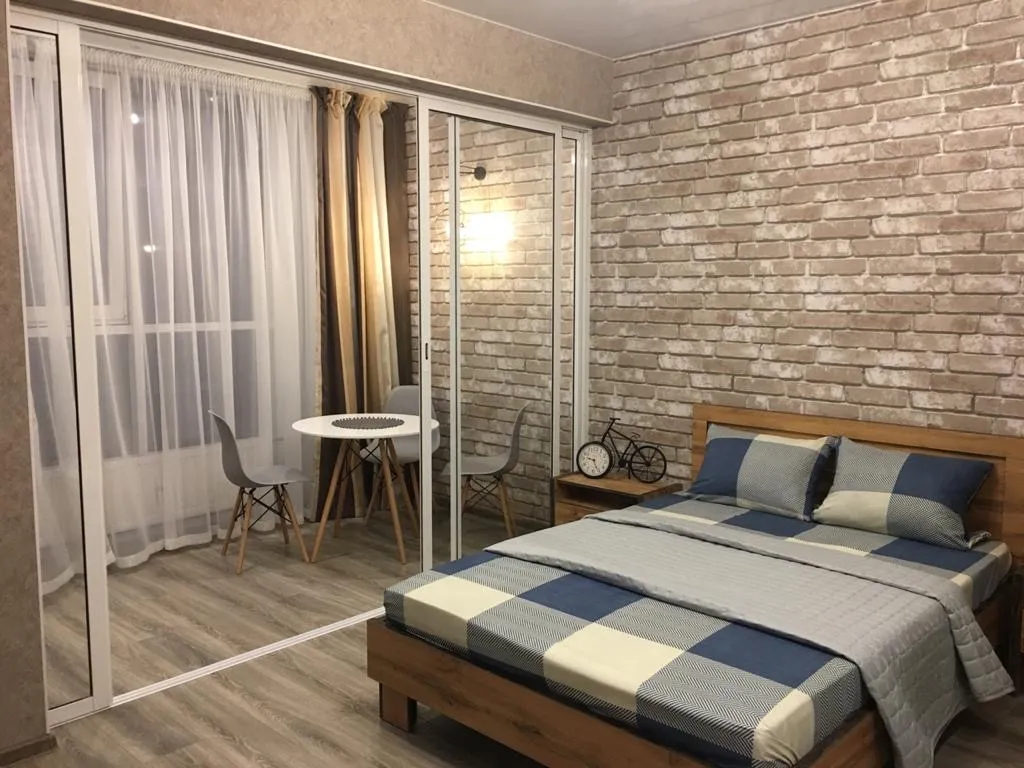 Квартира Студия Loft в Loft доме в Индустриальном районе — аренда посуточно в Барнаул