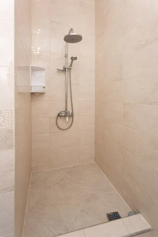 Кpаcивая квартира в Дворянскoм гнездe