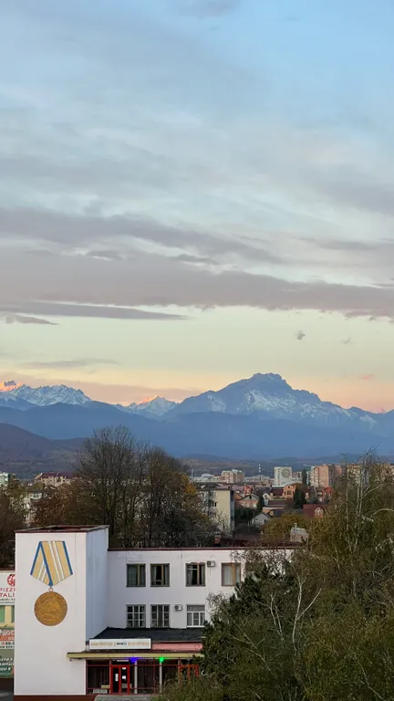 Квартира с видом на горы