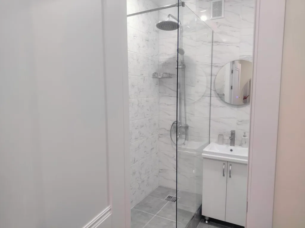 Квартира в центре с панорамными окнами и живописным видом