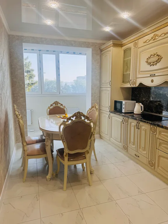 Уютная новая квартира со всеми удобствами в 10 минутах от центра города