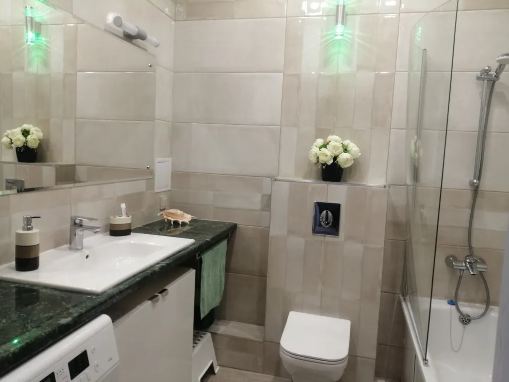 Квартира Апартаменты на набережной — Геленджик