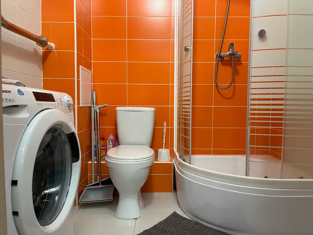 Просторная студия у метро Парнас