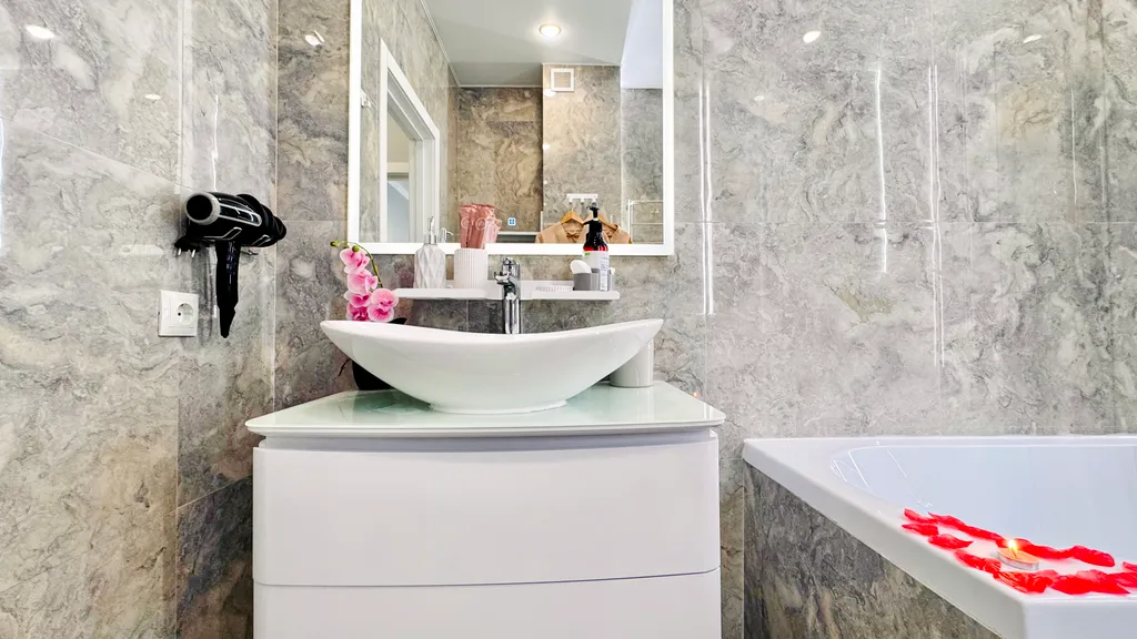 Апартаменты делюкс в авторском квартале в центре города