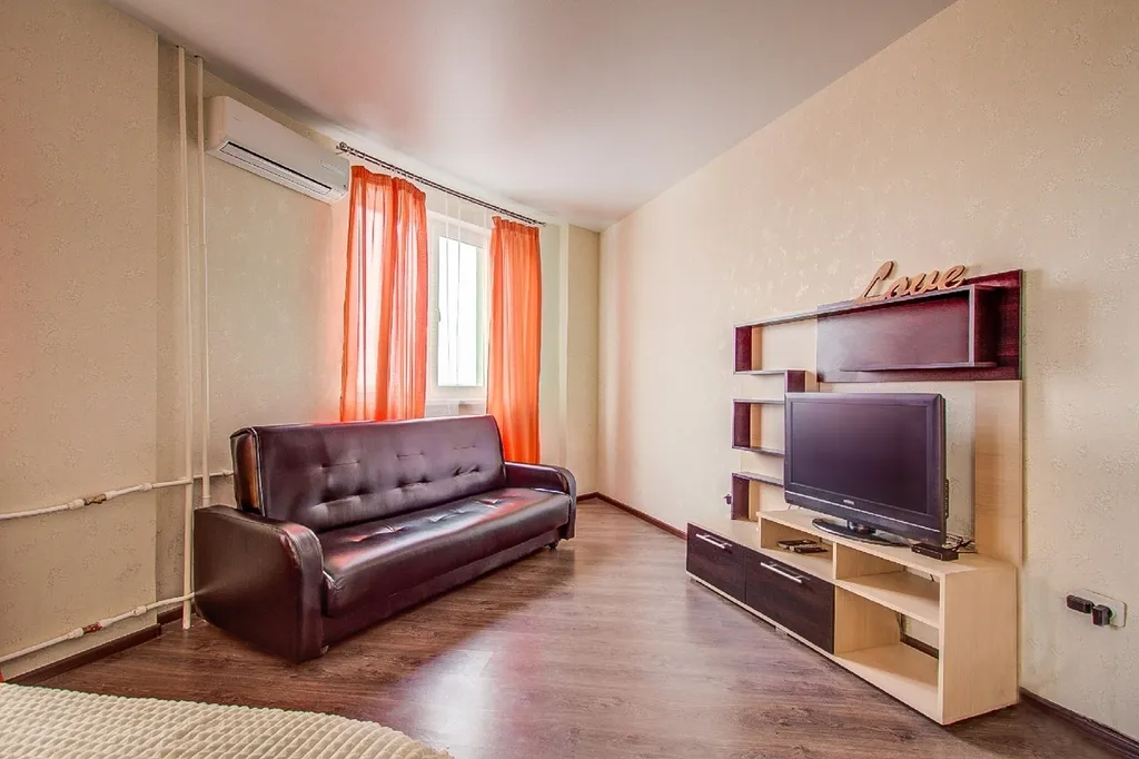 Квартира рядом с ледовой ареной на Карла Маркса