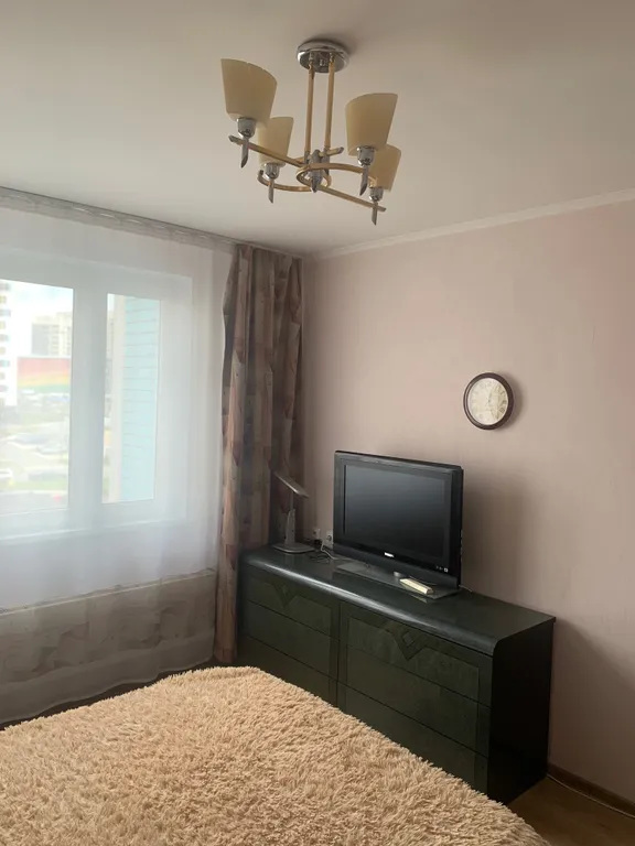 Двухкомнатная квартира у тц Июнь и тц 4daily