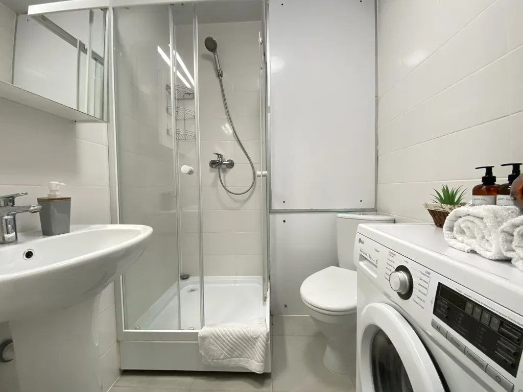 Стильная свежая студия в новом доме