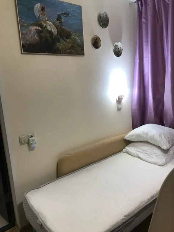 Половина дома с отдельным входом, с садом на берегу Чёрного моря