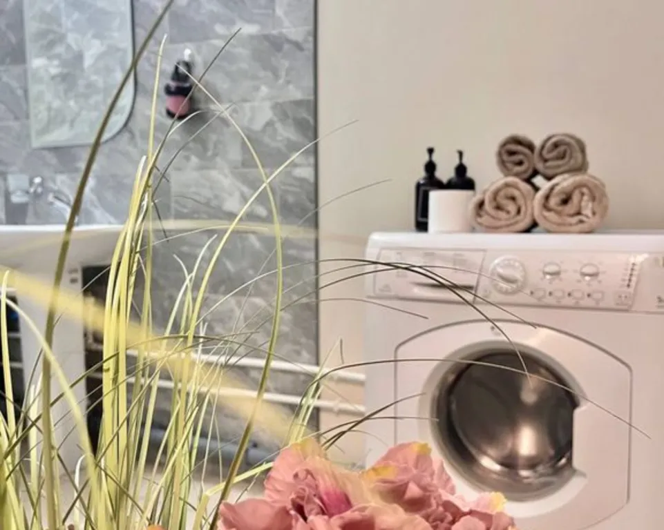 Студия Апарт Гулливер с лоджией в центре