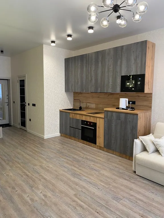 Современная квартира с кондиционером, с красивым видом на горы