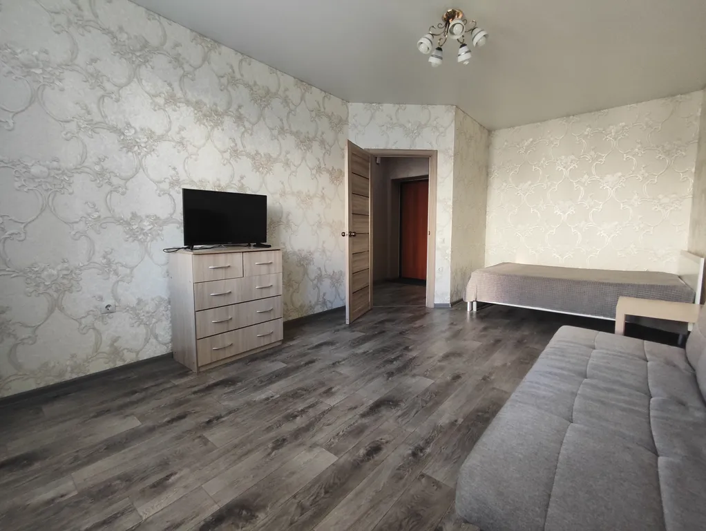 Уютная квартира в новом районе — аренда посуточно в Нефтекамск