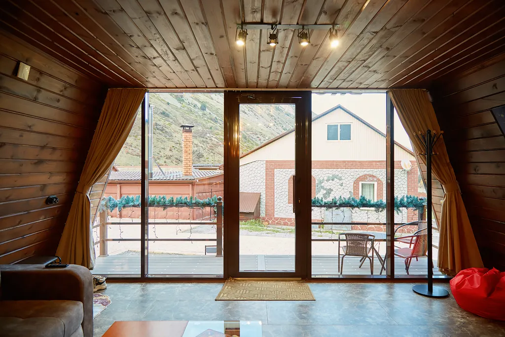 4-комнатный Дом