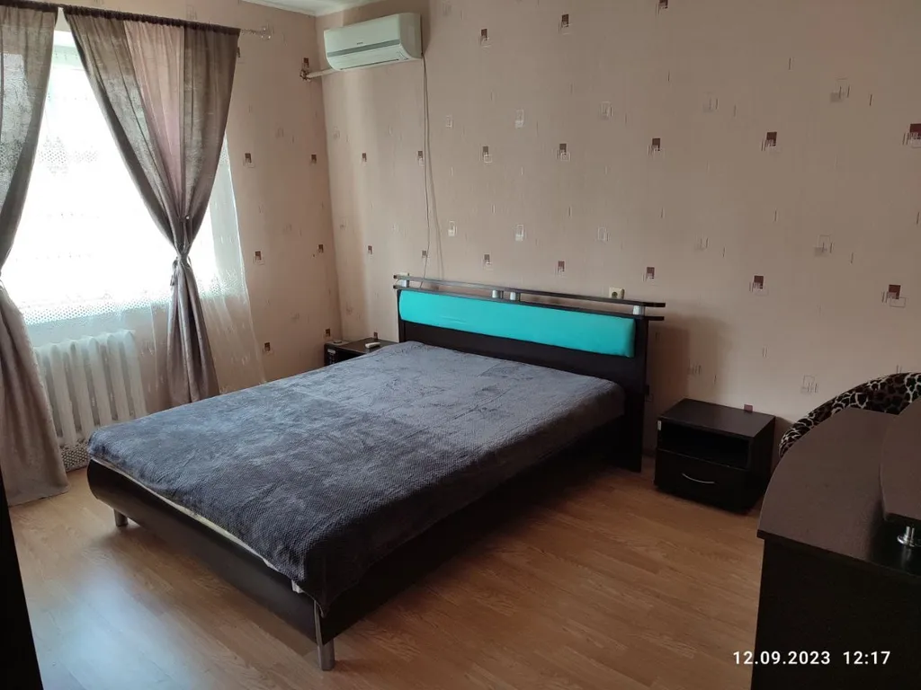 Уютная рядом с выездом на Новые территории и Крым