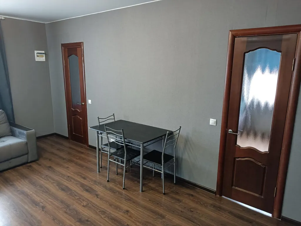 Благоустроенный дом на берегу реки