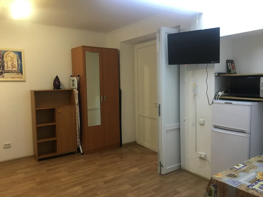 Квартира Полуторная квартира возле моря для семейного отдыха — Ялта