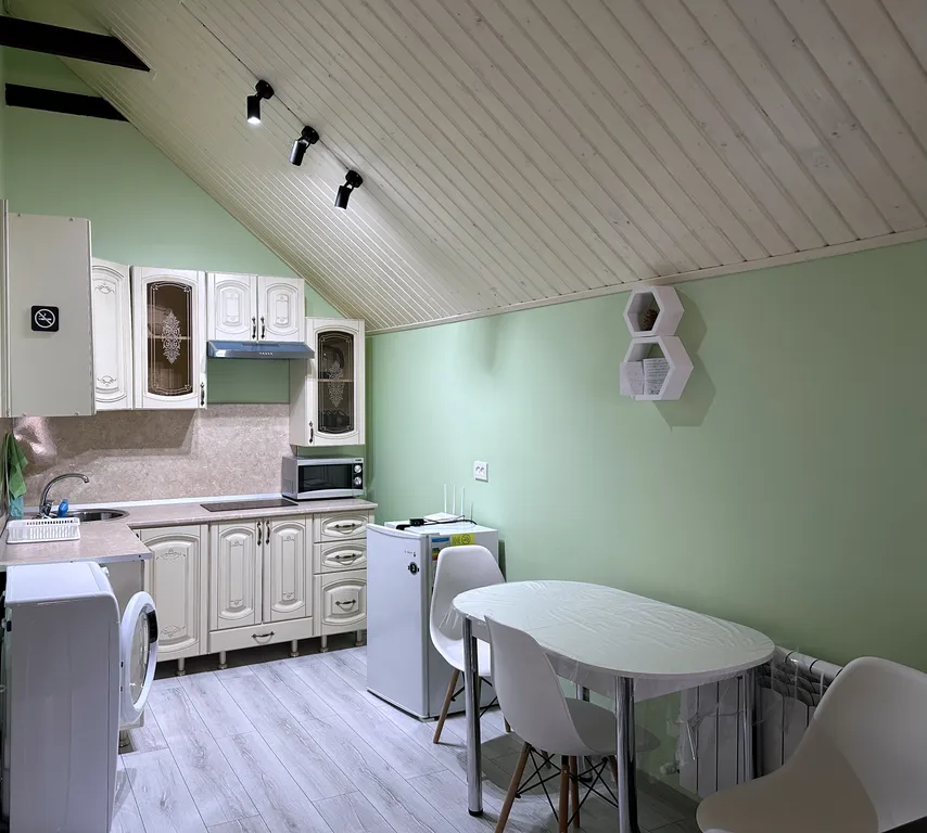 Коттедж Гостевой дом в центре города с парковкой — Дербент