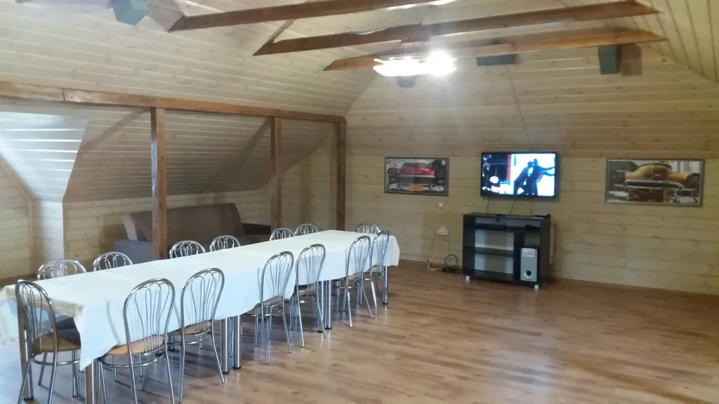 Городской коттедж с сауной и бильярдом в Гродно