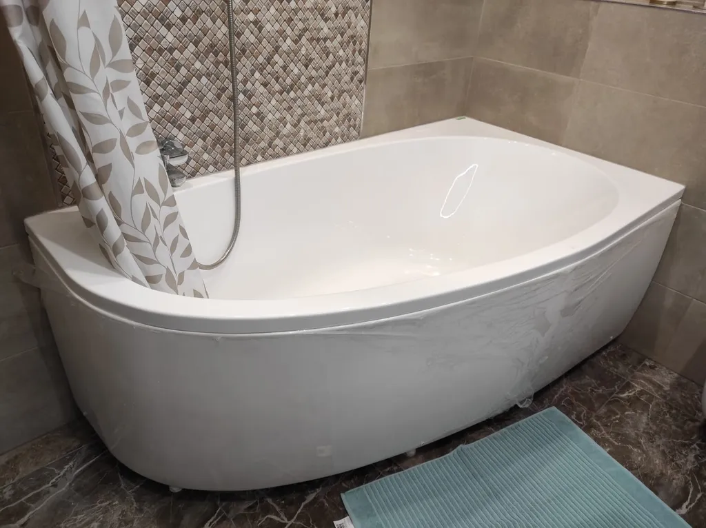 Современная 2-я большая квартира прямо на набережной с пляжем у дома