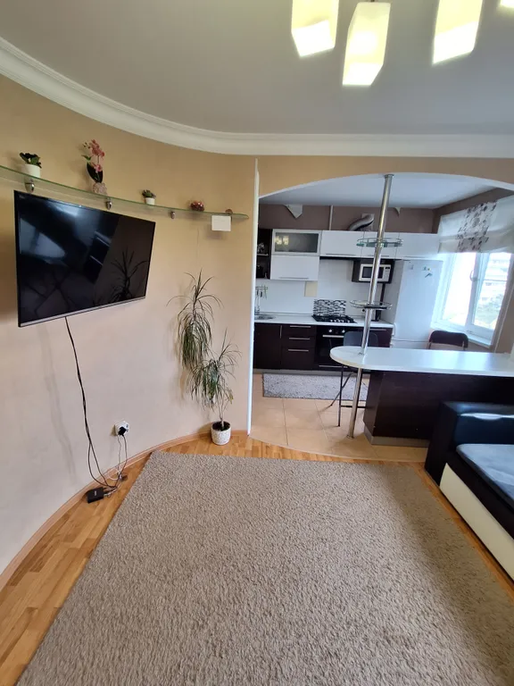 Квартира недалеко от ярмарки, стадиона и вокзала