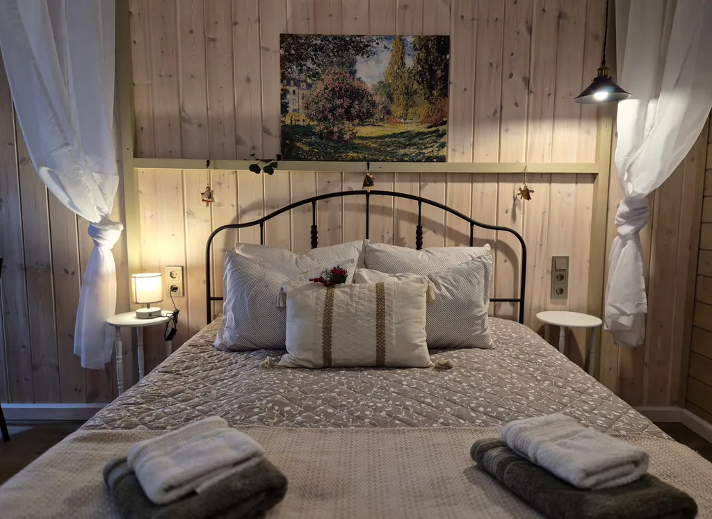 Коттедж Уютнейший дом с роскошным видом на озеро — Ларионово