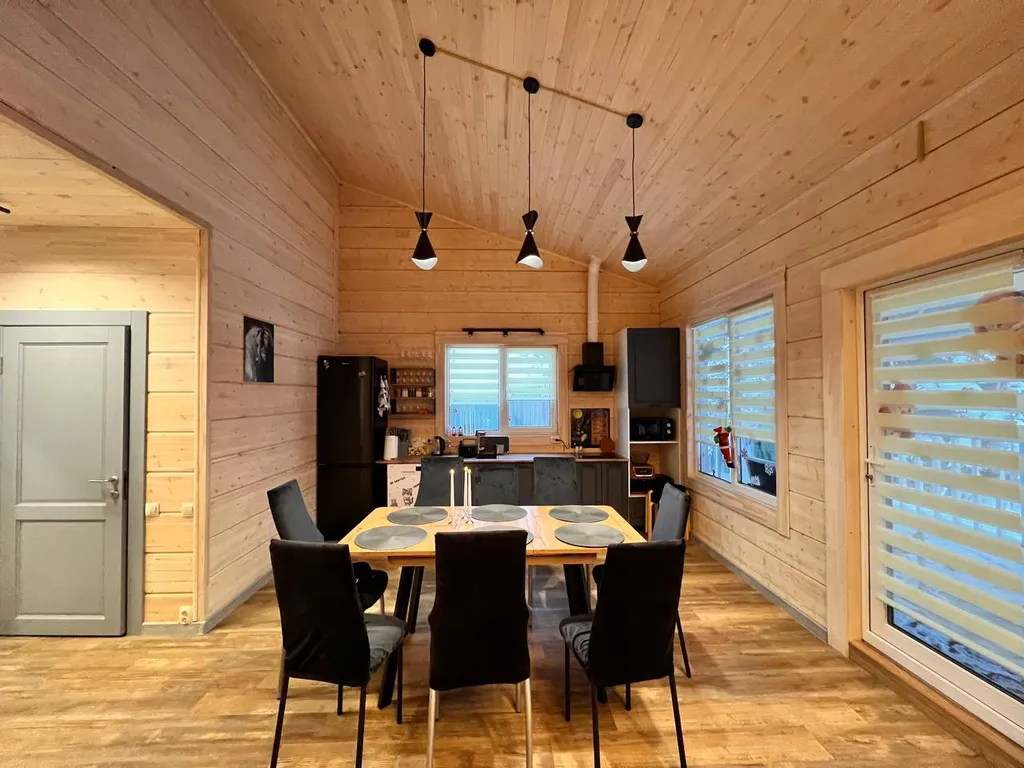 Коттедж 3-комнатный Дом — Волхов