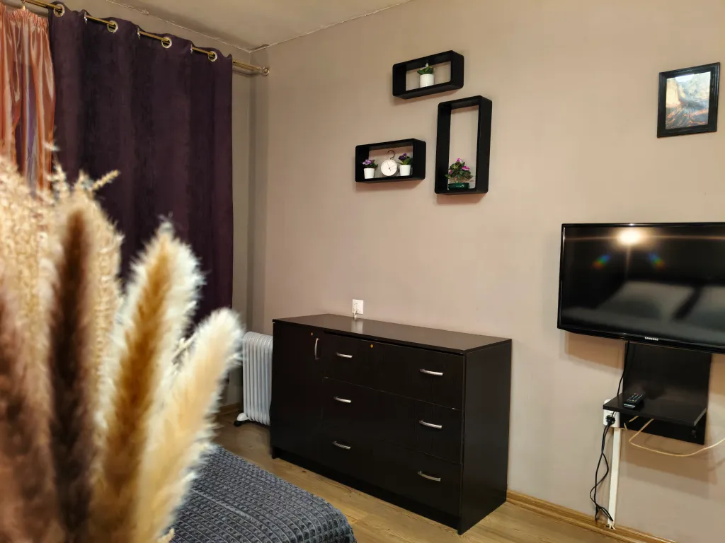 Просторная квартира с балконом в центре