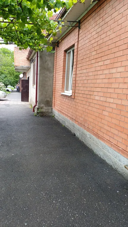 Уютный дом в центре города