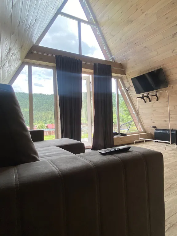 Стильный новый a-frame домик