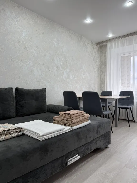 Уютная 3-комнатная квартира в хорошем районе города с видом на Волгу