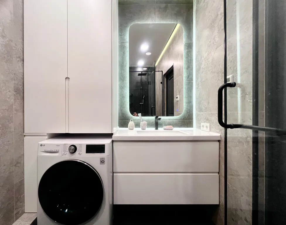 Big apartment «Raimbek residence» center of city & drinking water