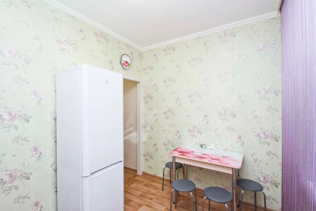 Уютная 1-комнатная квартира рядом с ТРЦ Аура