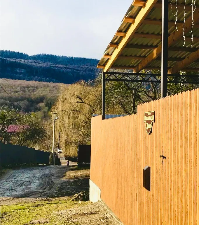 Коттедж Коттедж Уютная дача с террасой в центре поселка — Мезмай