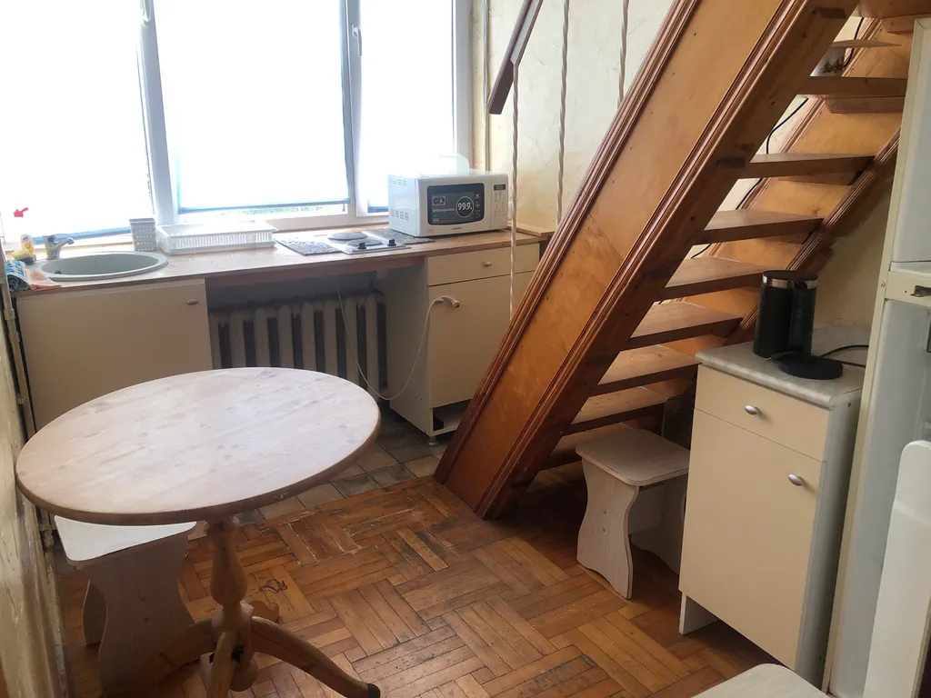 Комната у парка Ривьера