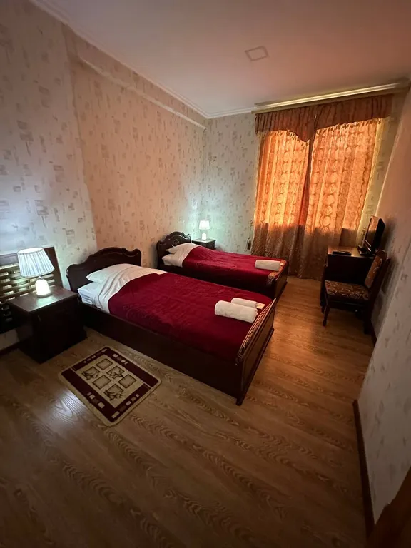 Семейный улучшенный номер из 2-комнат с видом на сад и бассейн