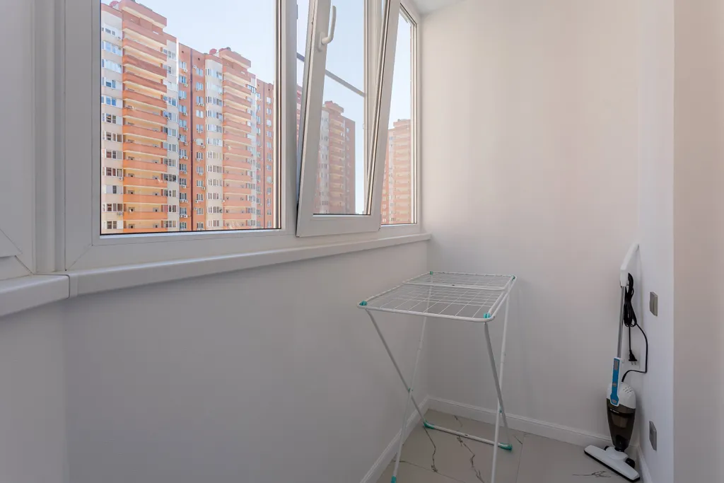 Двухкомнатные апартаменты LikeHome Изумрудные вблизи парка Галицкого