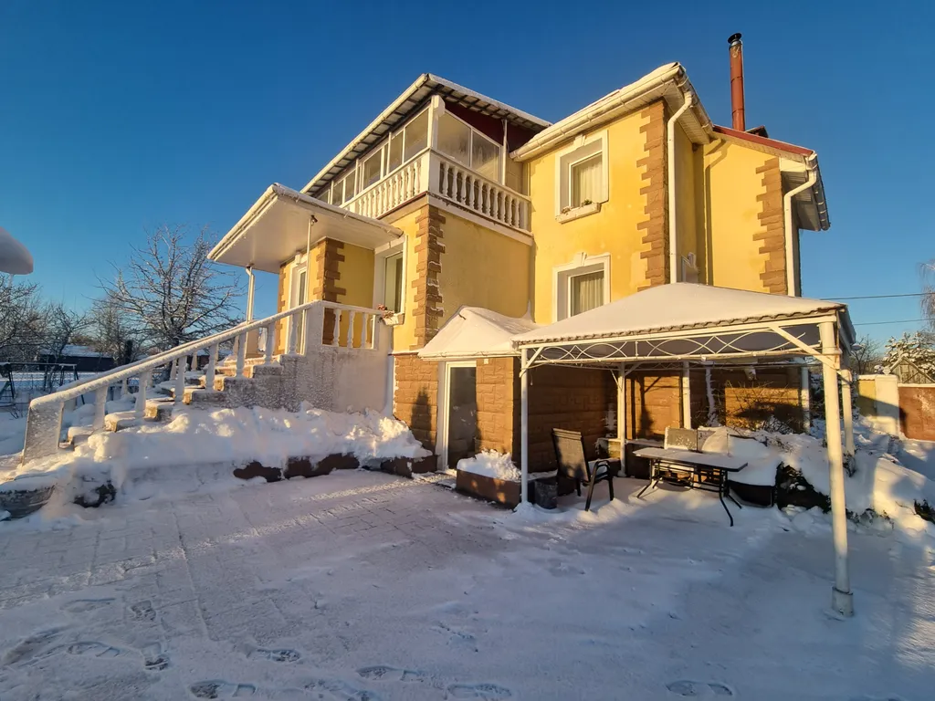 5-комнатный Дом