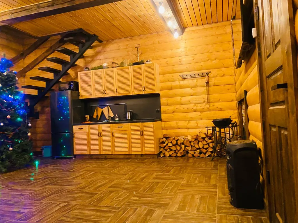 Гостевой дом с русской баней и покерным столом