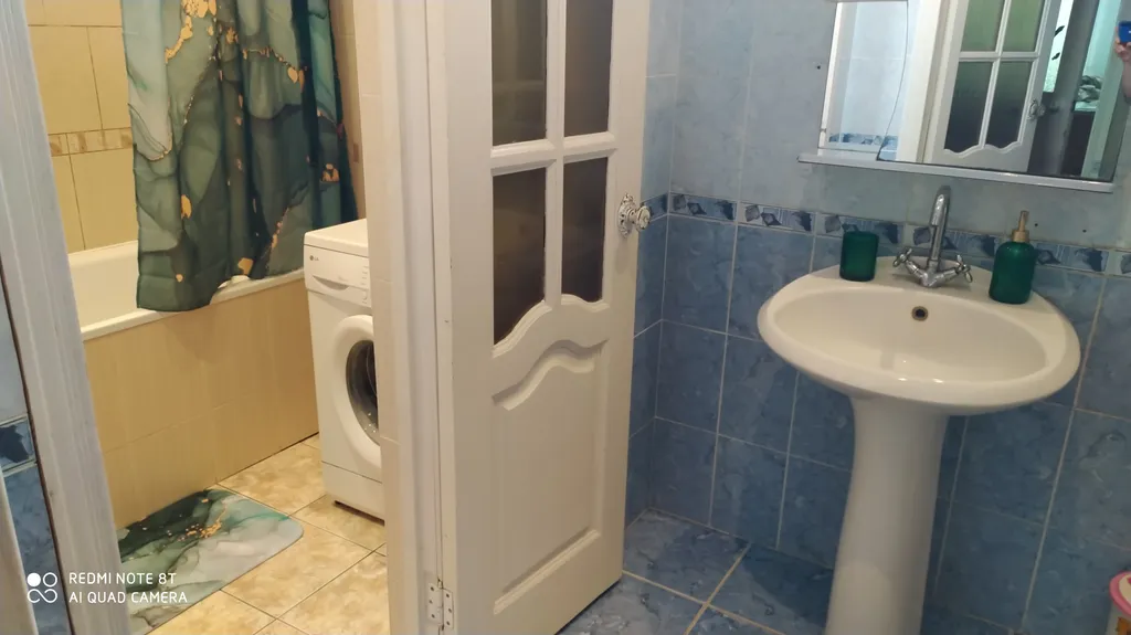 Уютный дом в центре поселка