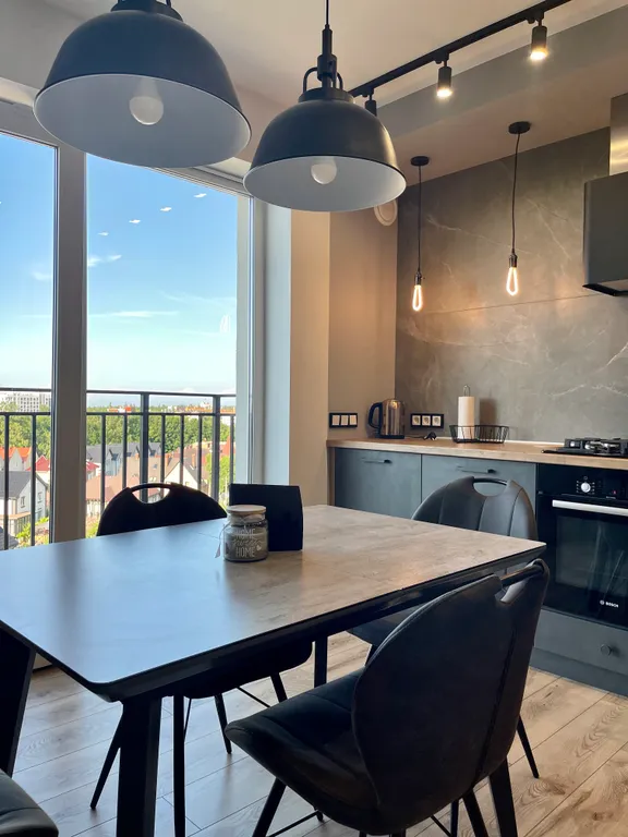 Современные апартаменты с видом на море