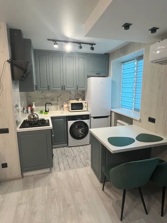 Квартира в центре у площадь Ленина, парка ЦПКиО