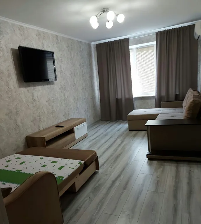 Светлая чистая квартира после ремонта — аренда посуточно в Саки