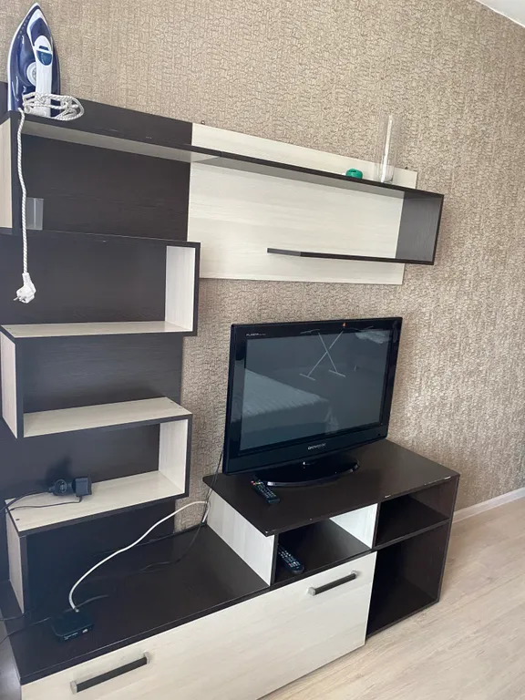 Однокомнатная эконом-квартира на берегу Кан — аренда посуточно в Канск