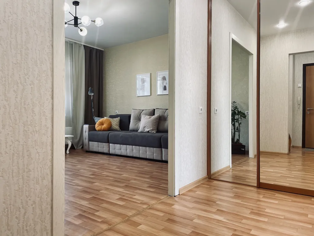 Квартира 2-комнатная квартира с удобным расположением рядом с центром — Красноярск