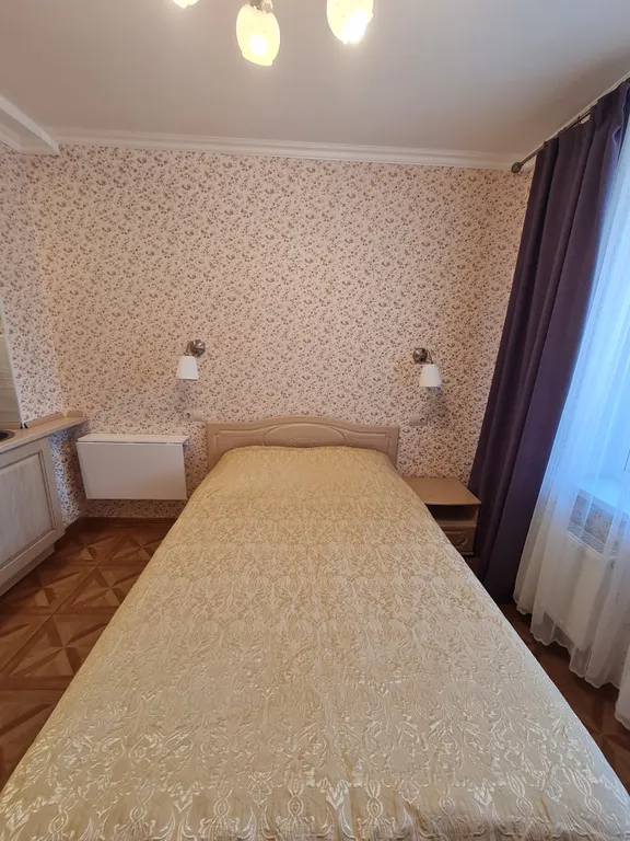 Квартира Квартира Уютная студия возле станции метро Проспект космонавтов — Екатеринбург