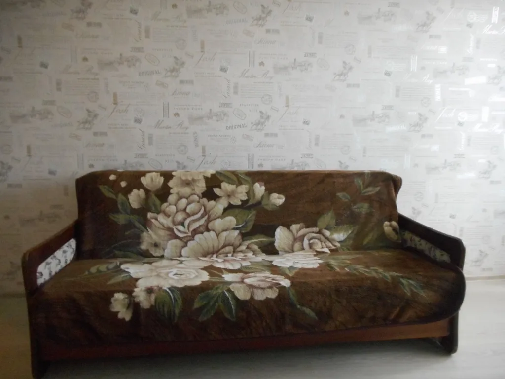 Квартира Светлая и тихая квартира с балконом — Лабинск