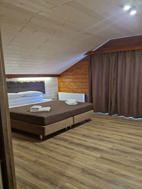 7-комнатный Дом