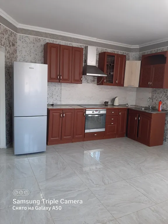 Дом по этажно, отдельным входом